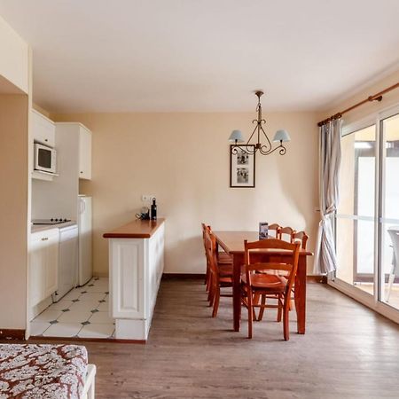 Nice 2-Br In A Residence With Pool - Deauville - Welkeys Esterno foto