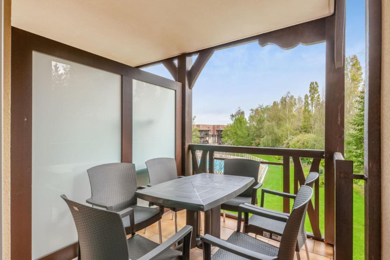 Nice 2-Br In A Residence With Pool - Deauville - Welkeys Esterno foto
